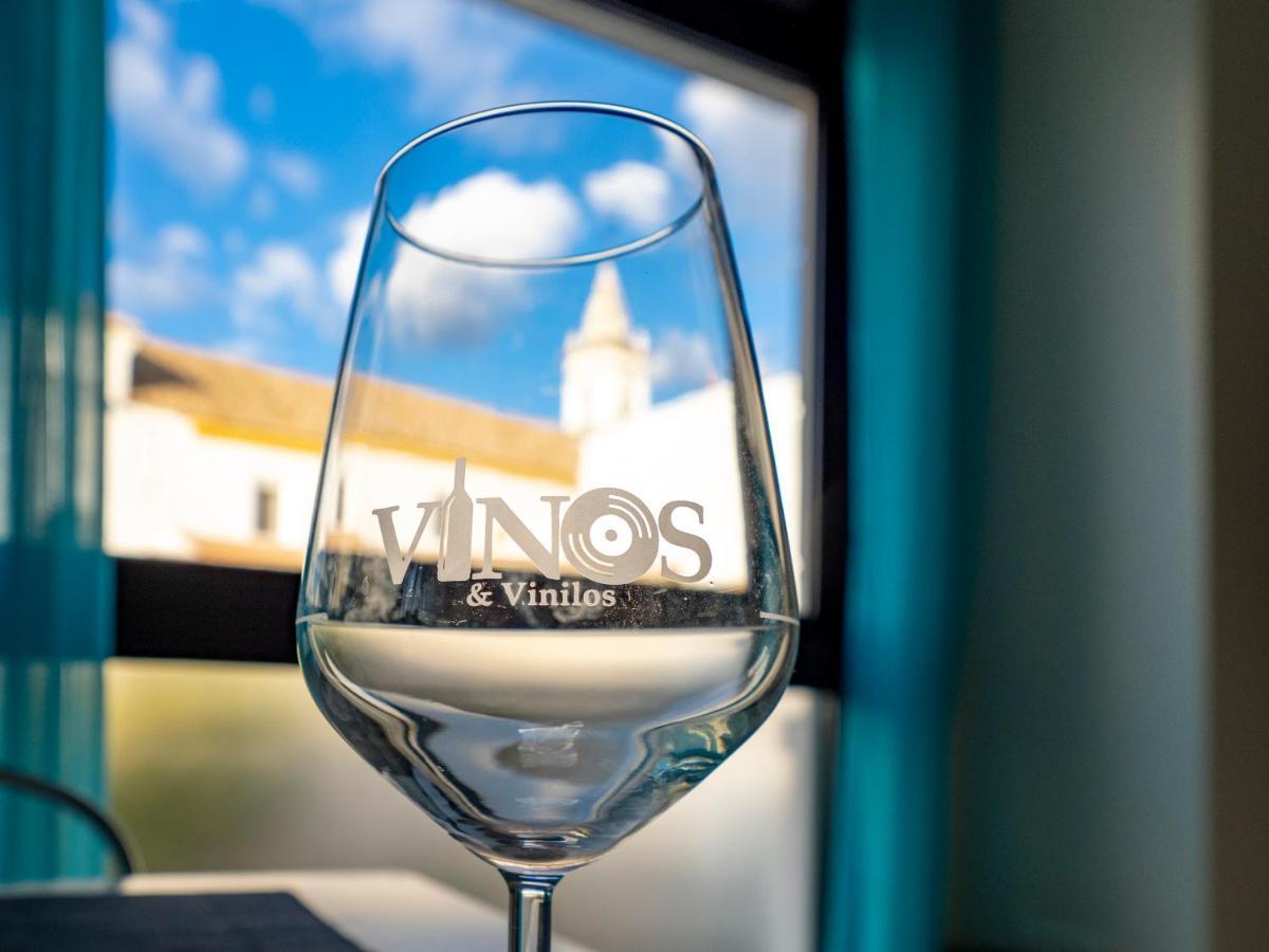 Vinos & Vinilos By H Аямонте Экстерьер фото